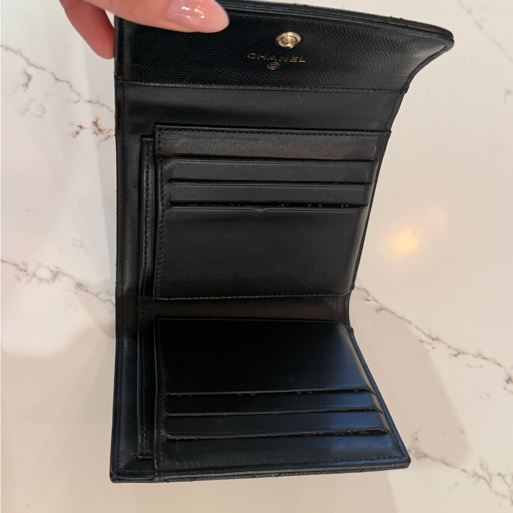 CHANEL Black Quilted Caviar CC Compact Wallet - Picture 4 of 6